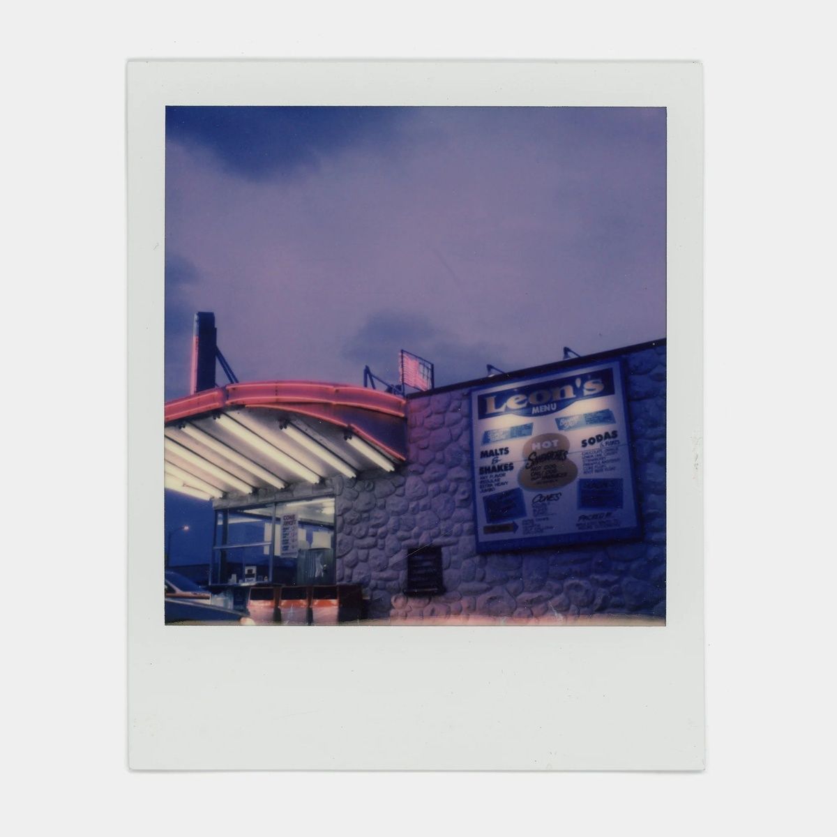 Камера мгновенной печати Retrospekt Polaroid 600 Miffy White CC-1055 фото