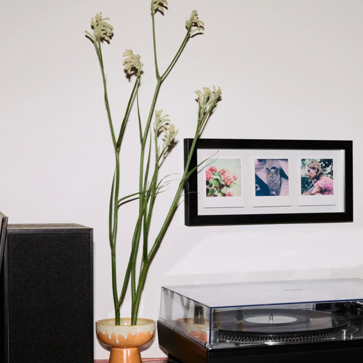 Рамка Polaroid UV Protective Photo Frame Triple для настольного или настенного размещения