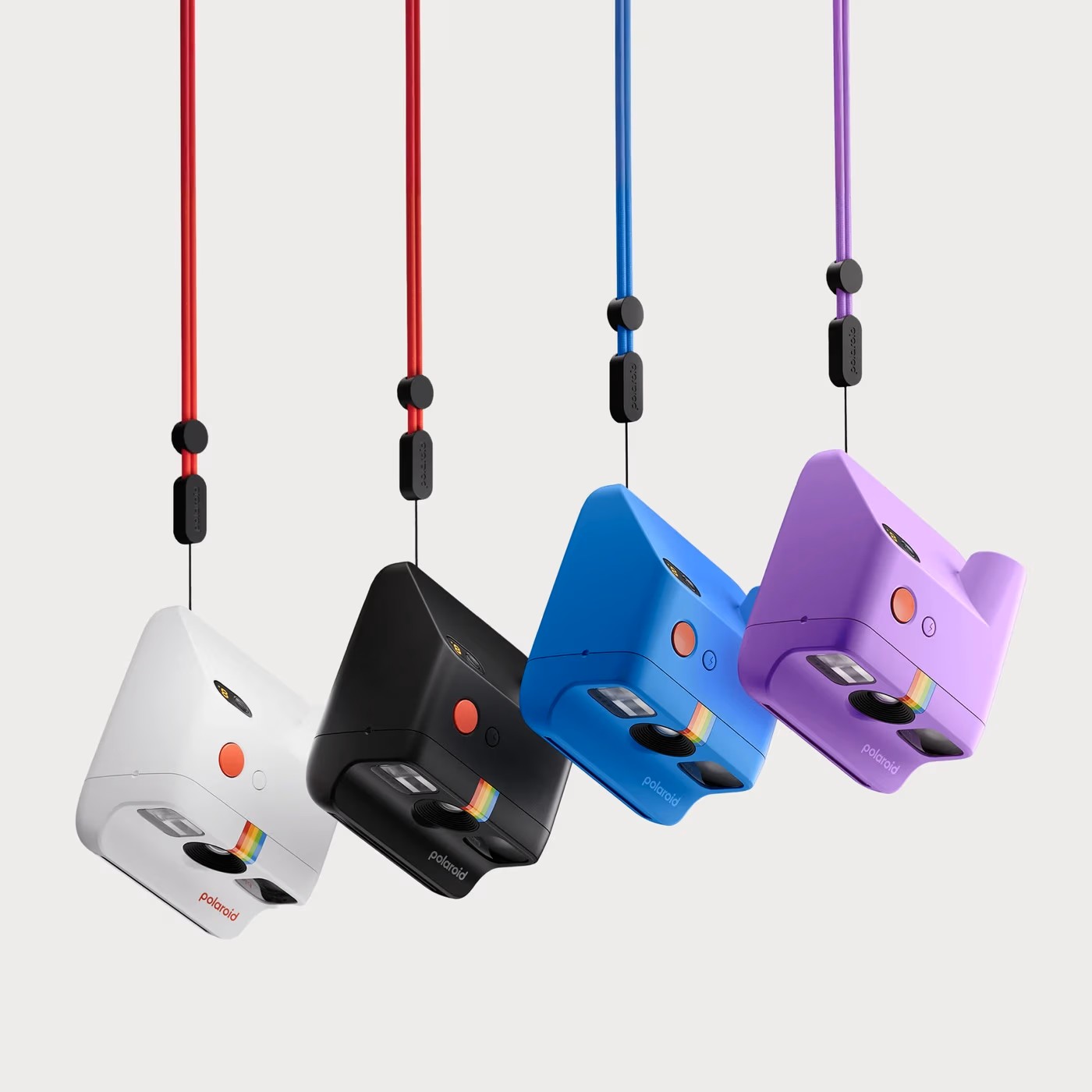 Polaroid Go Gen 2 на ремінці як компактна камера на кожен день