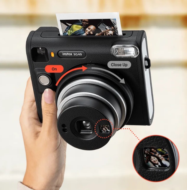 Режими On і Close Up та дзеркальце для селфі Fujifilm INSTAX SQUARE SQ40