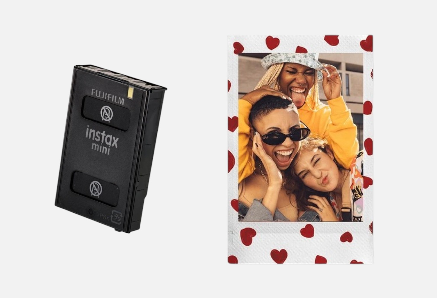 Кассета Fujifilm INSTAX Mini Heart Sketch и пример снимка с рамкой в сердечки